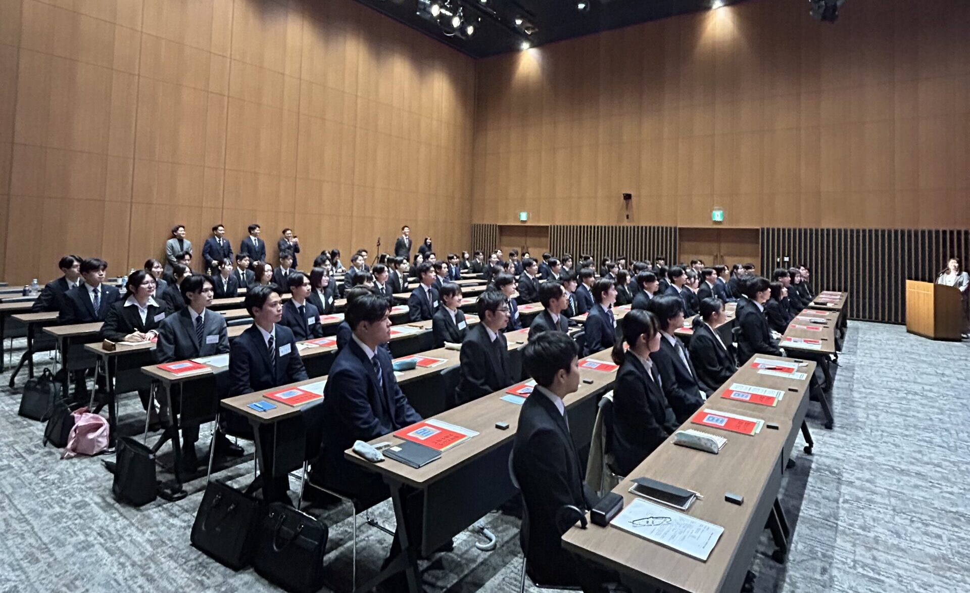 CONSCIENCE 2026年度入社式の会場全体の様子